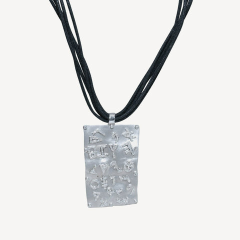 White gold (18Kt)